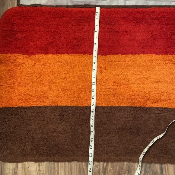 Shower curtain, liner and bath mat - Picture 9 of 11